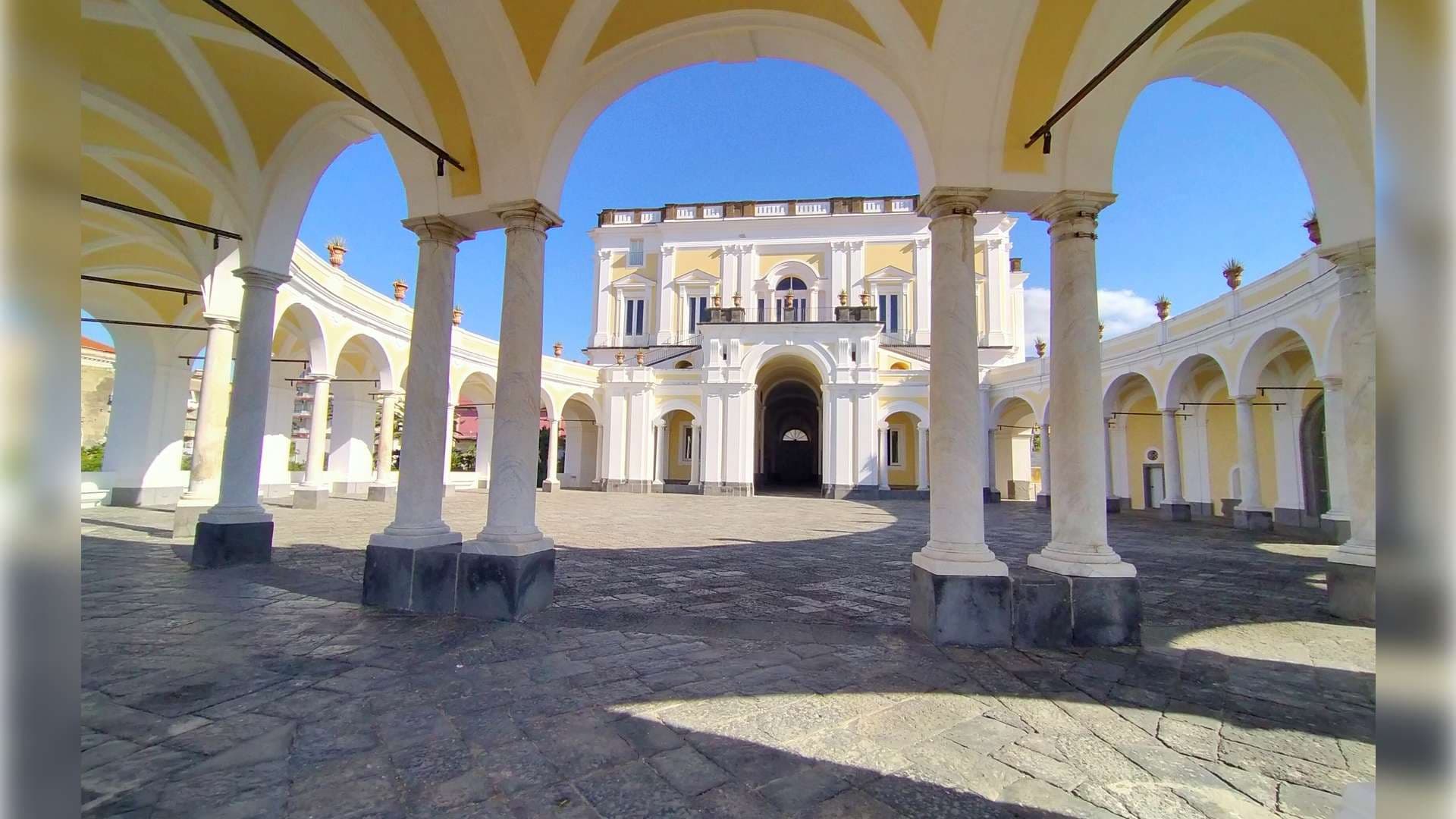 Storia, sapori e vita nel Quartiere "Vasto" di Napoli